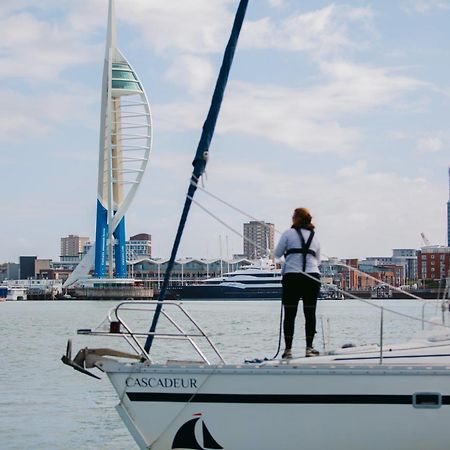 Rooms At Haslar Marina Gosport Bagian luar foto
