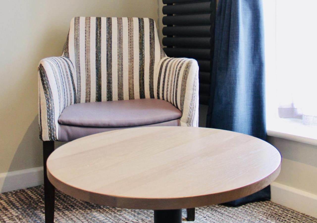 Rooms At Haslar Marina Gosport Bagian luar foto